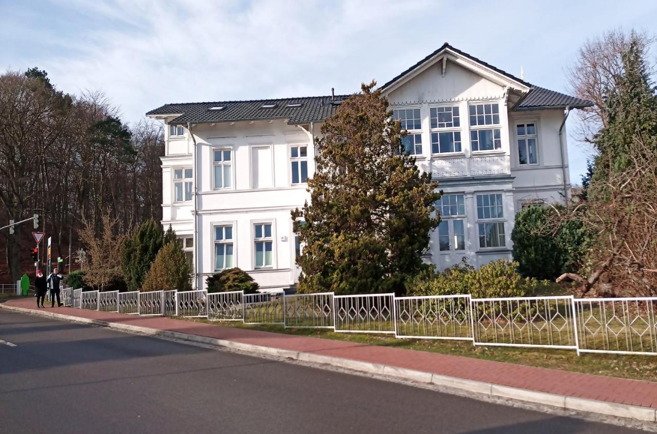 Ferienwohnung Strandburg ゼーバート・ヘリングスドルフ エクステリア 写真